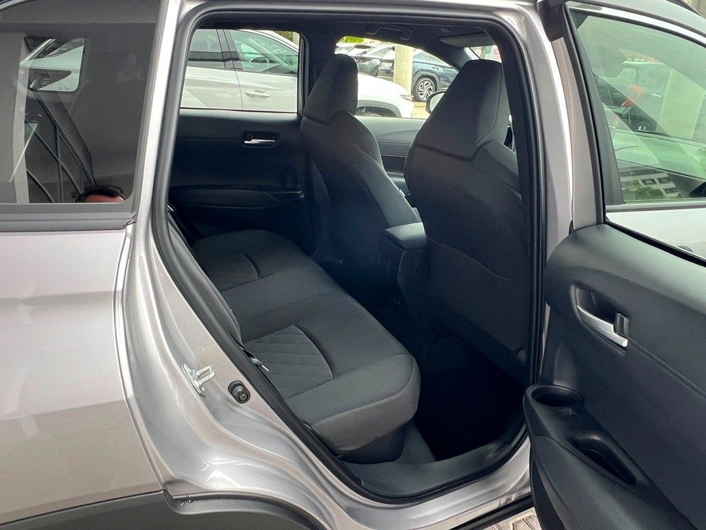 Fahrzeugabbildung Toyota Corolla Cross 2.0 Hybrid FWD Teamplayer