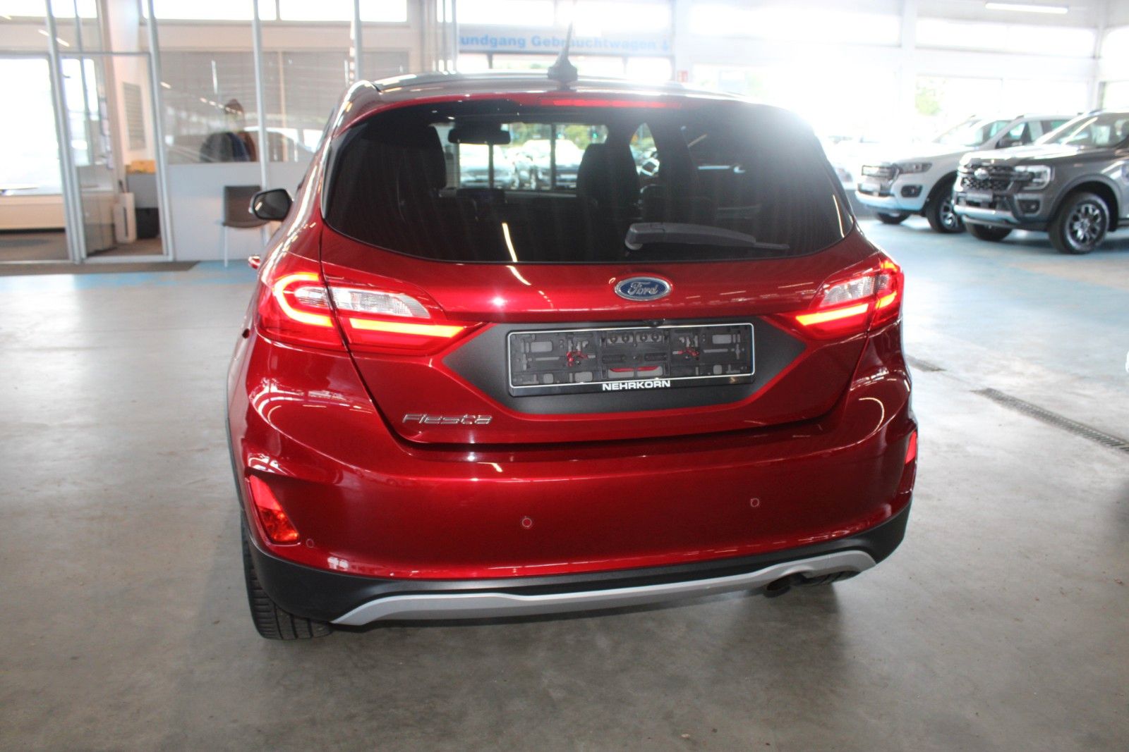 Fahrzeugabbildung Ford Fiesta ACTIVE PLUS 5T NAVI PANO B&O ACC WinterP