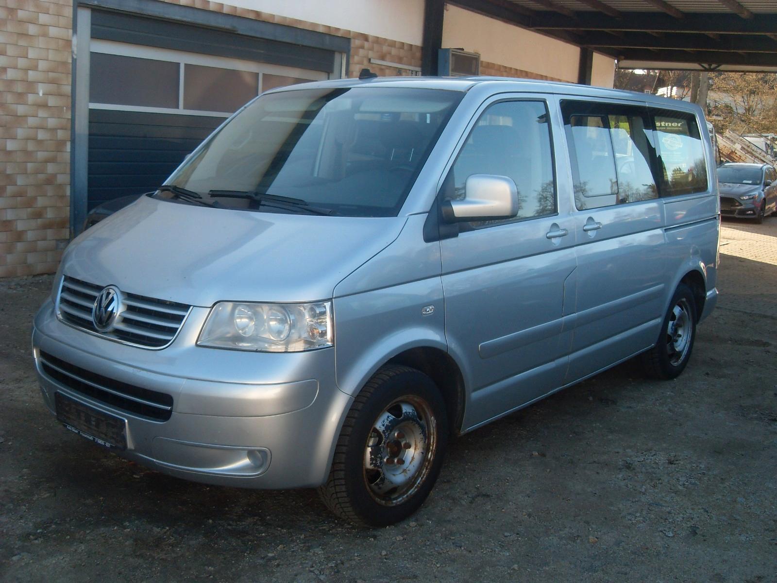 Volkswagen T5 Transporter Bus Multivan Comfortline
