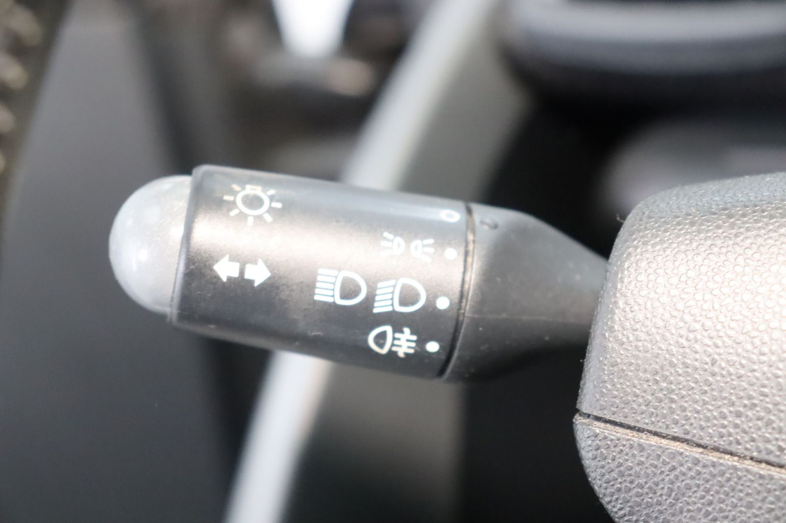 Fahrzeugabbildung Smart fortwo coupe 1.0 mhd passion