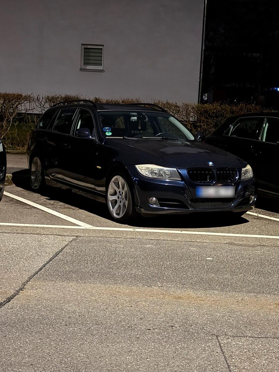 BMW 320 2009 — photo 15