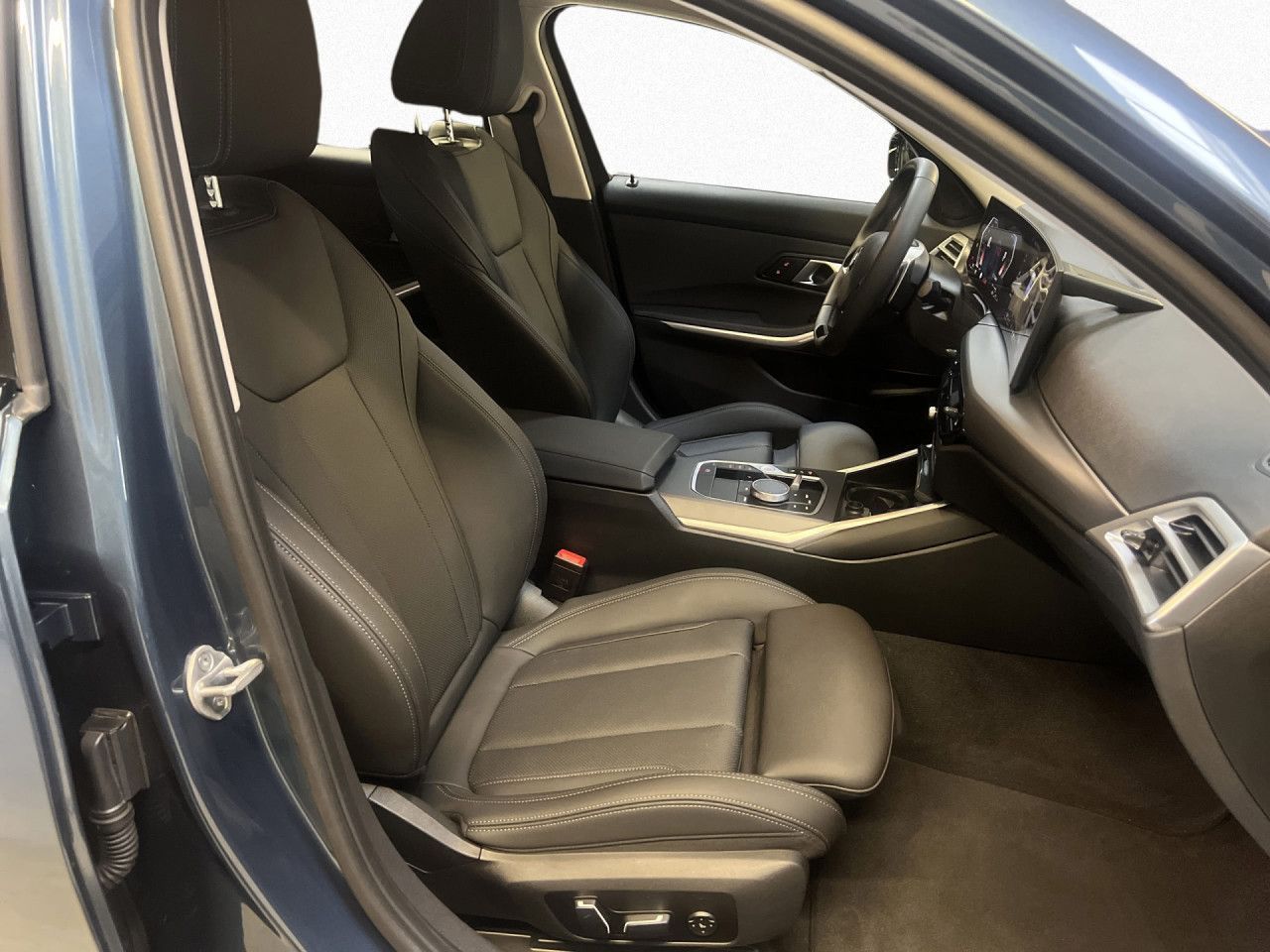 BMW 320 - Bild 13