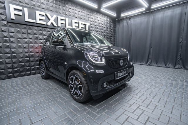 Smart ForTwo Turbo Cabrio  Kamera Navi Leder LED