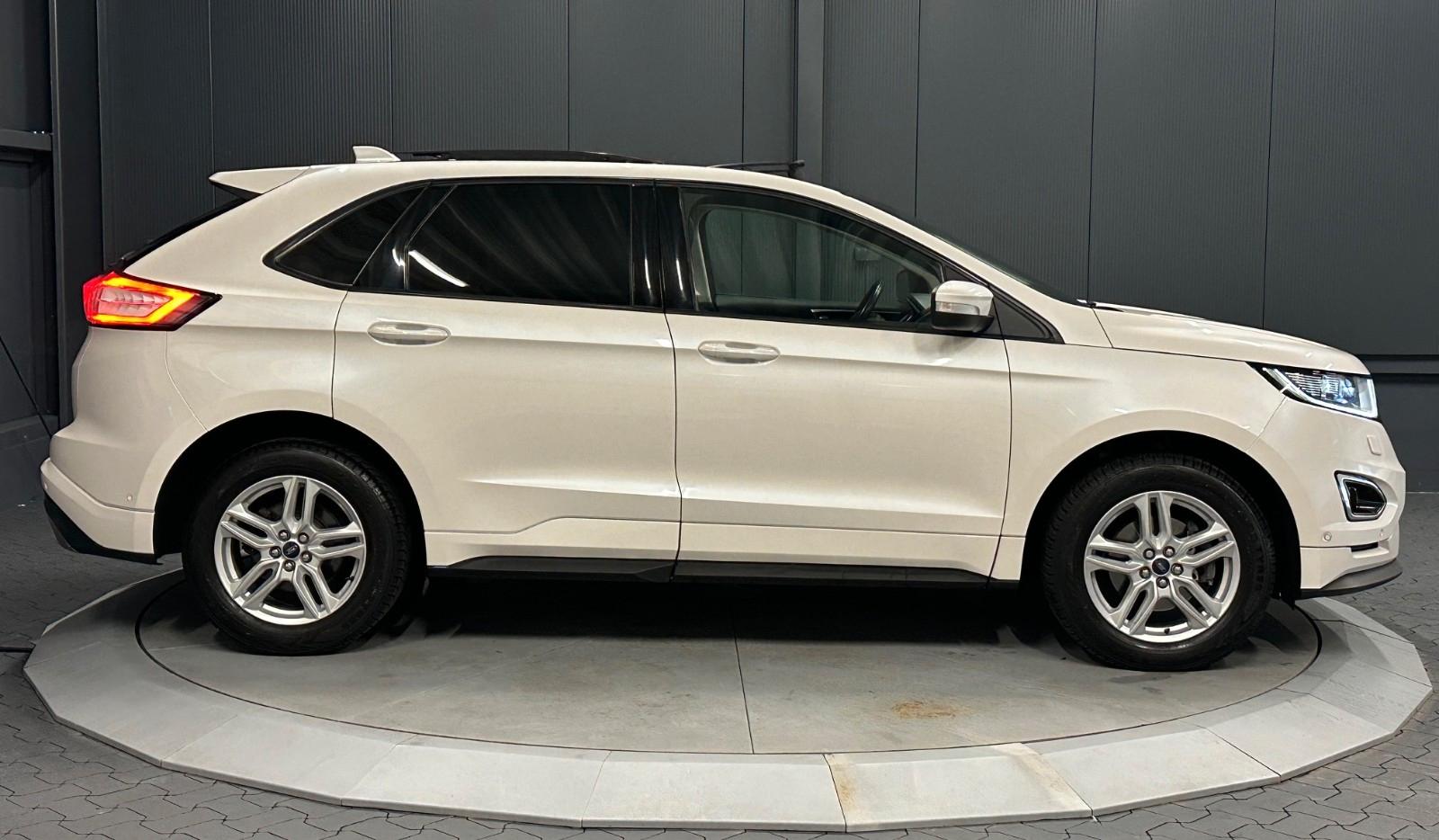 Ford Edge Sport 4x4 *Design-Paket*PANORAMA*AHK*360*