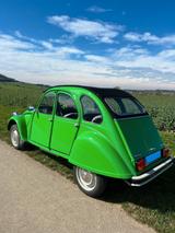 Citroën 2 CV - Citroën 2 CV mit Benzin-Antrieb