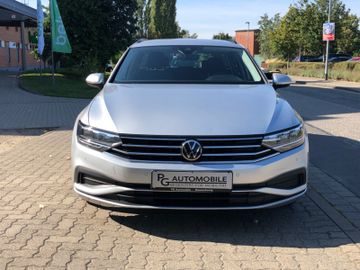 Volkswagen Passat Variant - 2