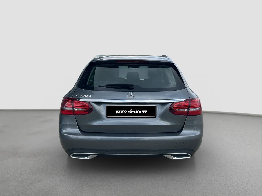 Fahrzeugabbildung Mercedes-Benz C 220 d T-Modell Avantgarde*COMAND*PanoDach*AHK