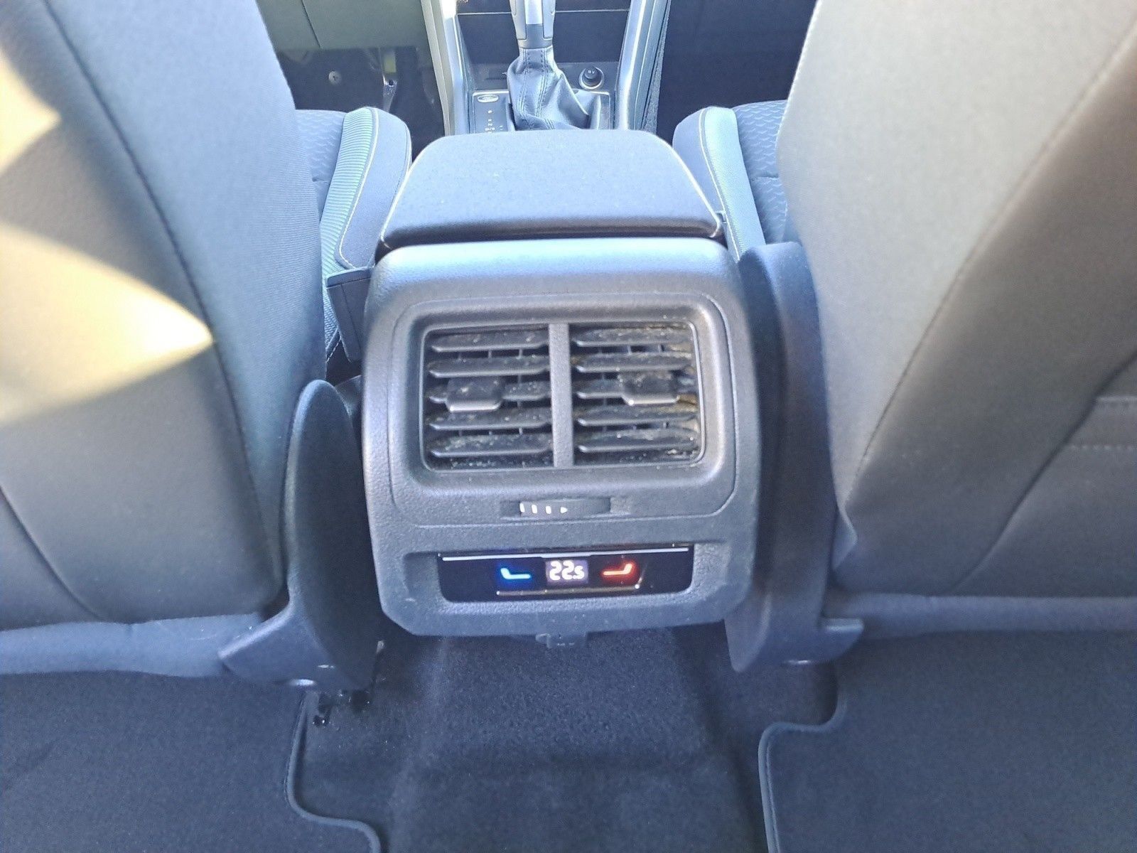 Volkswagen Touran - Bild 16