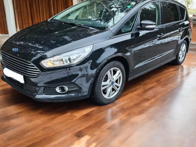 Ford S-Max Titanium,Massage,ACC,Privacy,Euro6,Leder