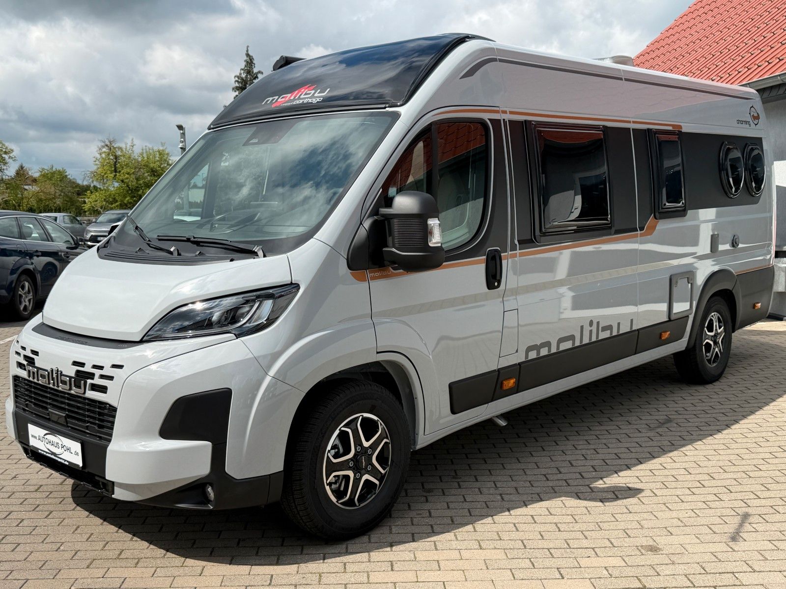 Fahrzeugabbildung Malibu Van first class - two rooms GT skyview 640 LE RB