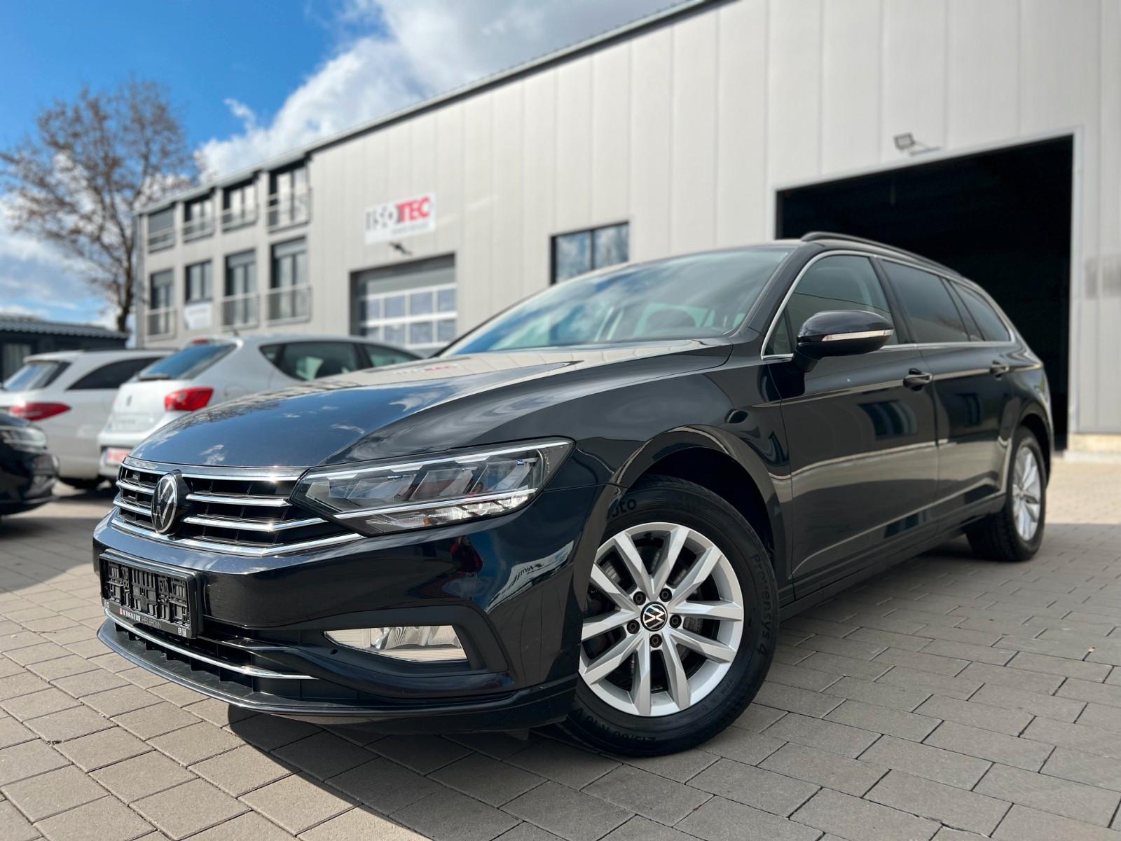 Volkswagen Passat Var DSG VC AHK KAM ACC LANE MASSAGE LED