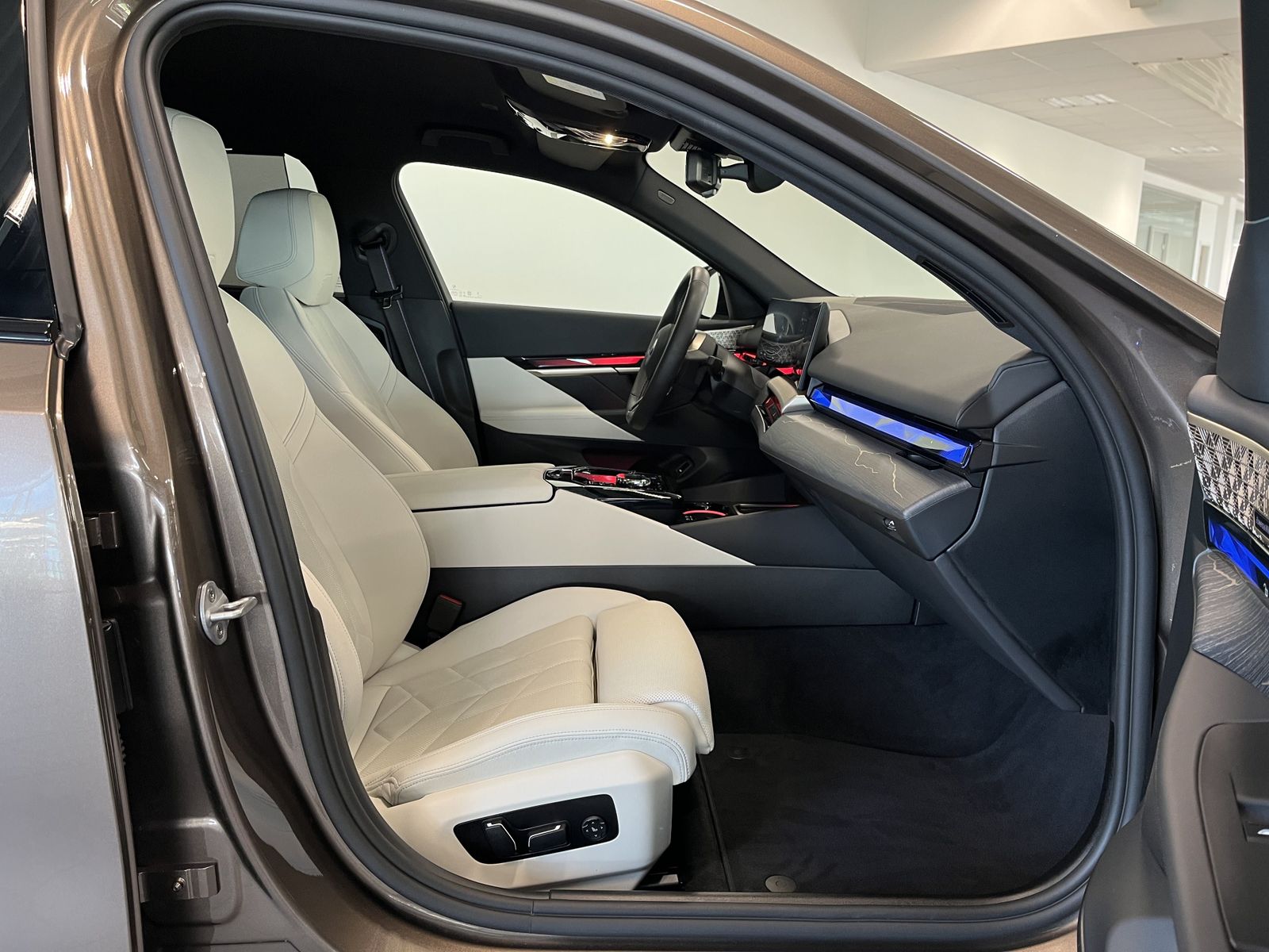 BMW i5 - Bild 19
