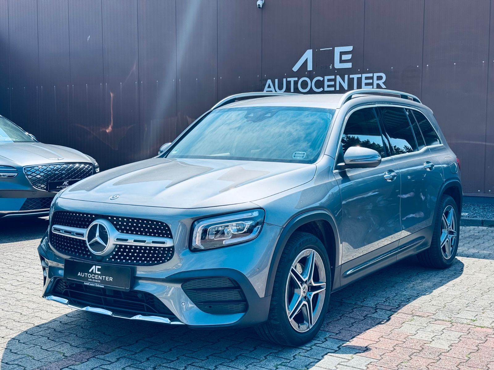 MERCEDES-BENZ GLB 200d AMG Line 7-Sitzer+LED+M-BEAM-AHK