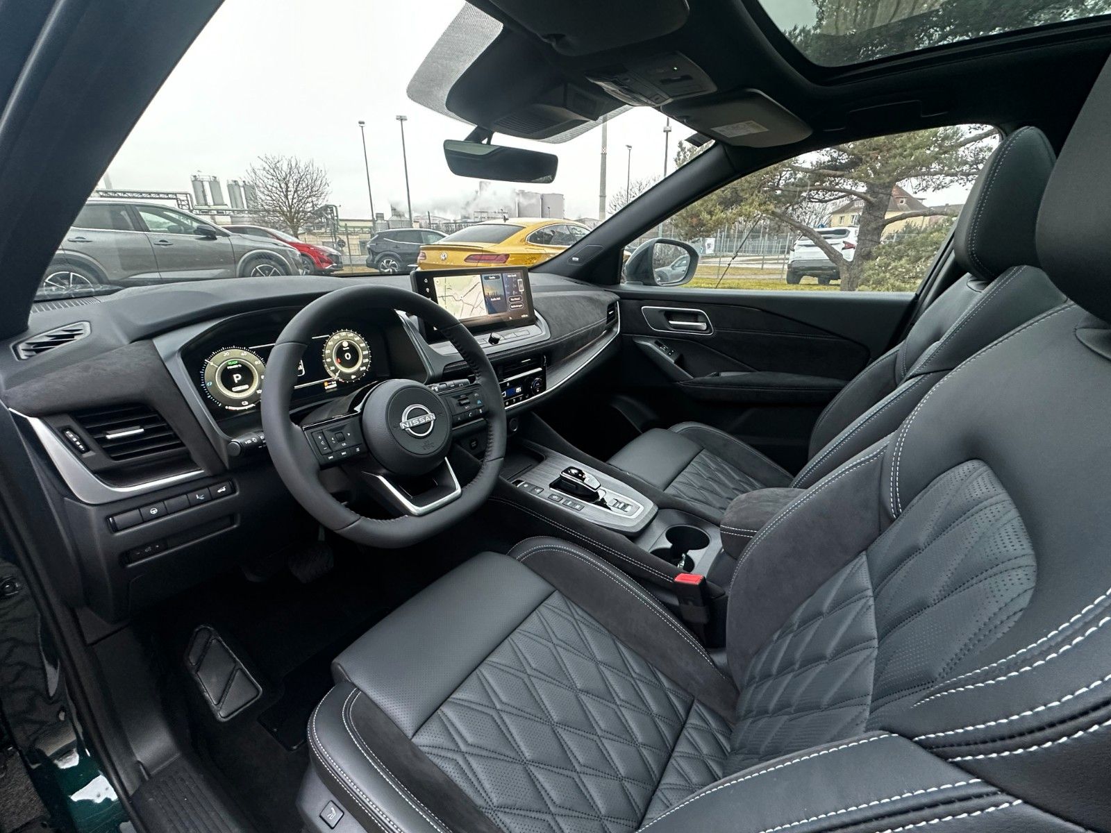 Fahrzeugabbildung Nissan Qashqai Tekna e-Power , Premium Paket, Panorama