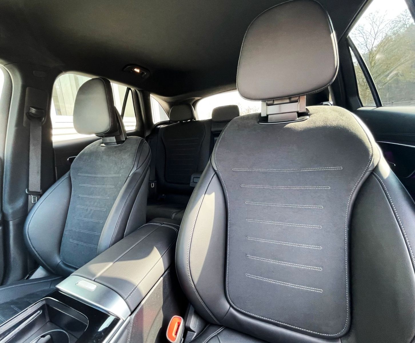 Fahrzeugabbildung Mercedes-Benz GLC 220d 9G 4MATIC AMG-LINE MBUX 20"AMG NIGHT P.