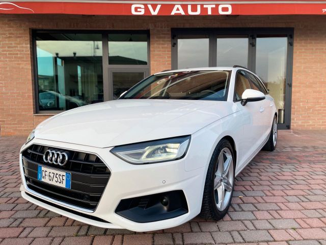 Audi A4 Avant 30 TDI S tronic S line