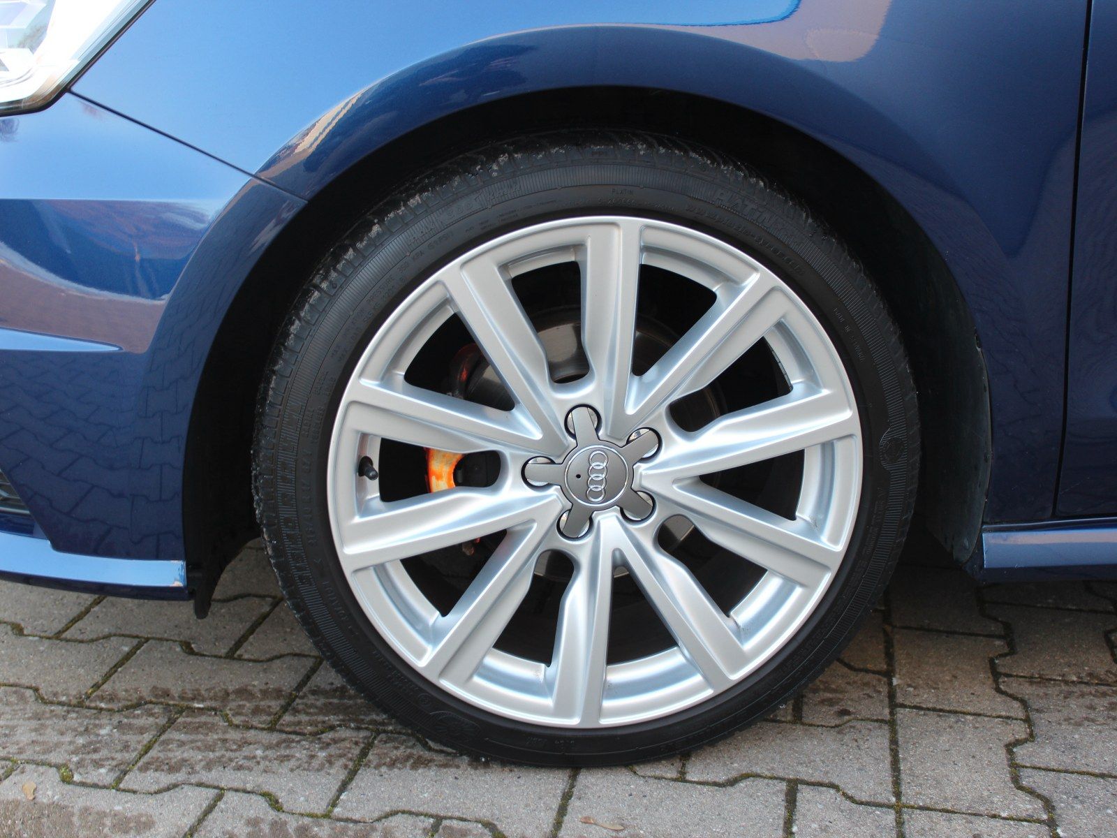 Fahrzeugabbildung Audi A1 basis ultra 1,0 TFSi