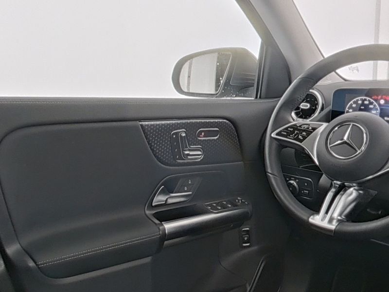 Mercedes-Benz GLA 180 Progressive-Advanced/AHK/Kamera/LED foto 7