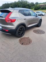 Volvo XC40 T5 Recharge Inscription Expression  - Volvo XC40 mit Hybrid-Antrieb