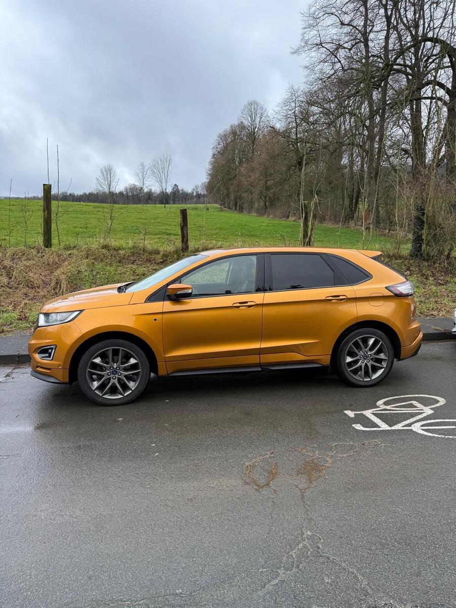 Ford Edge 2,0 l TDCi Bi-Turbo 8fach bereift,tüv 02/28