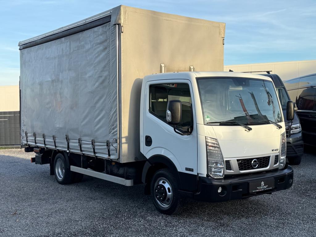 Nissan Cabstar