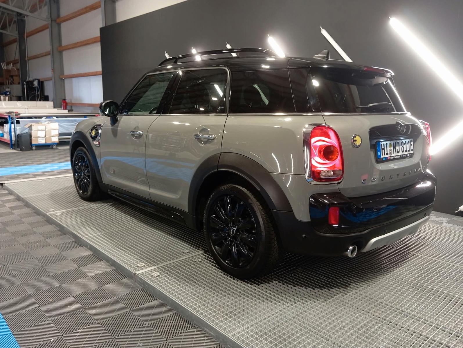 MINI Countryman SE (Cooper)