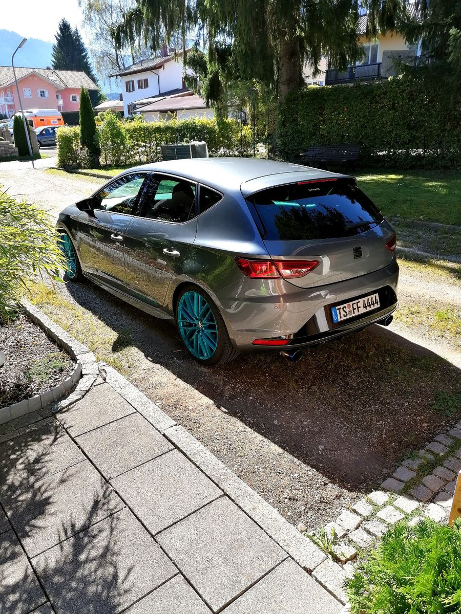 SEAT Leon CUPRA 280 Schalensitze Schalter BlackLine