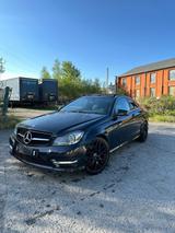 Mercedes-Benz Mercedes Benz C 350 / AMG / Voll-Ausstattung - Mercedes-Benz C 350 in Dortmund
