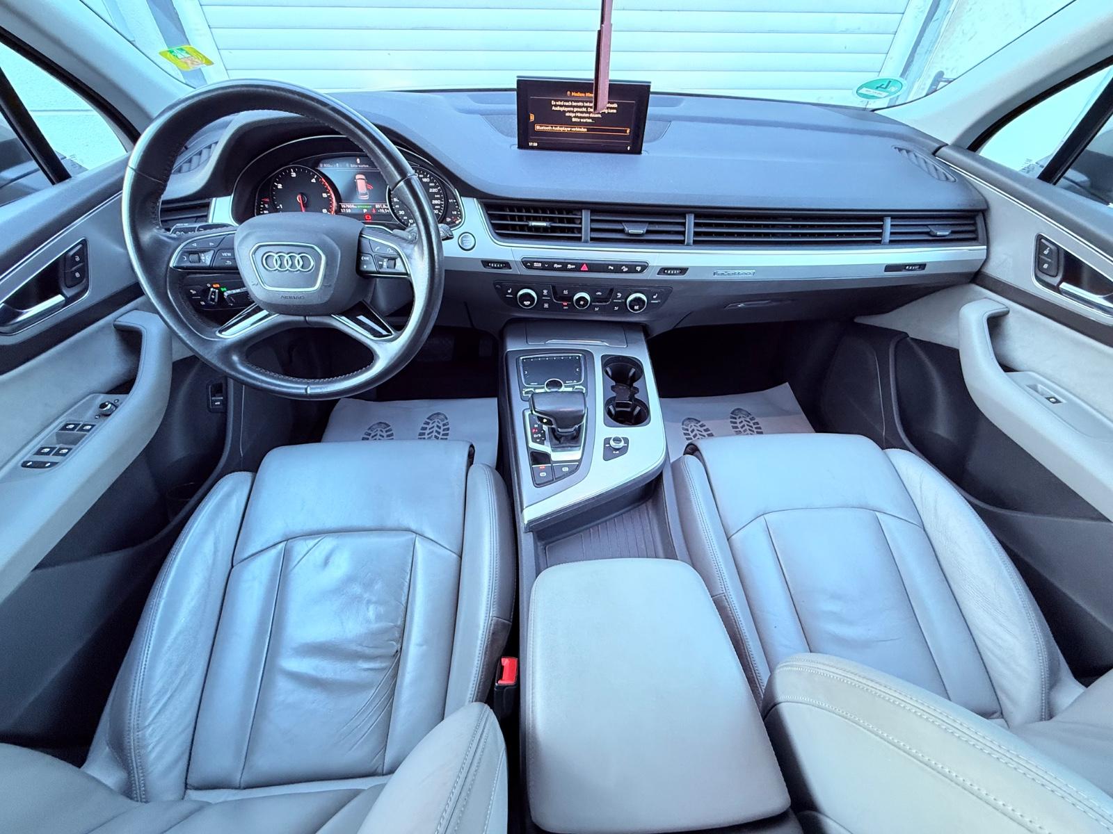 Audi Q7 3.0 TDI quattro, 7 Sitzer, NaVi,klima,top Zus