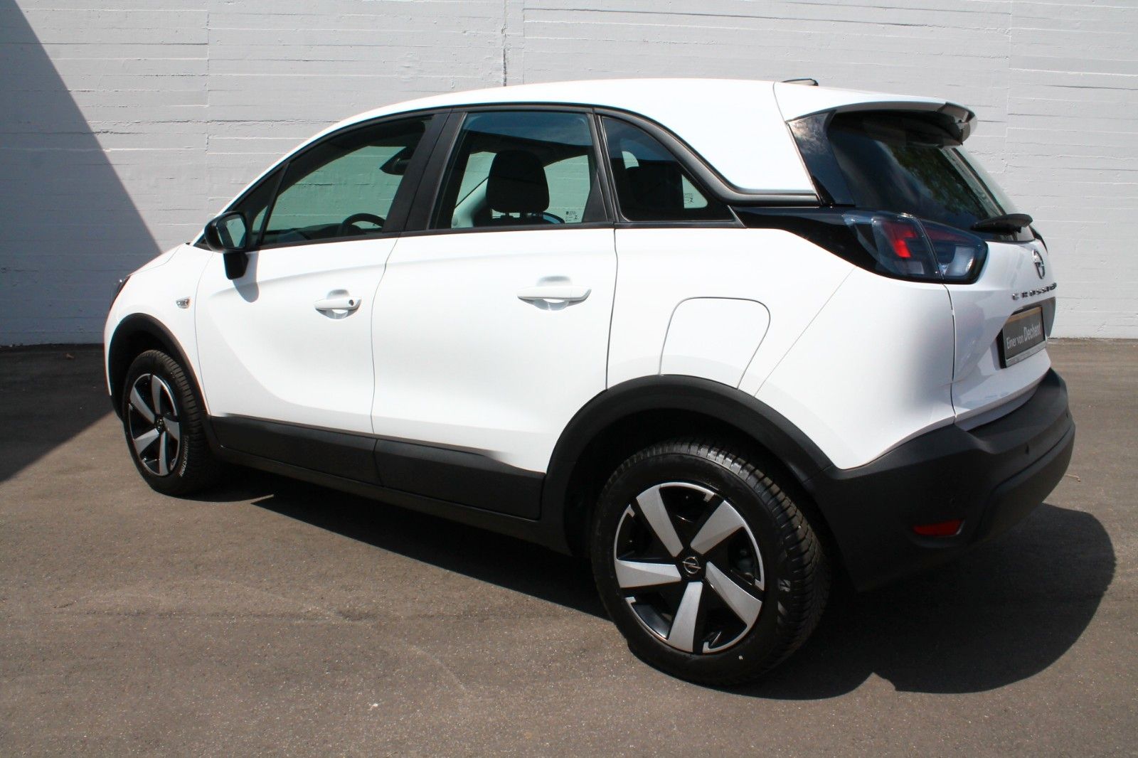 Fahrzeugabbildung Opel Crossland Edition 1.2T,Sitzhzg,LED,PP,Allwetter