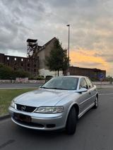 Opel vectra B 2001 Familie (Automat) - Opel Vectra aus 2001: 2.2