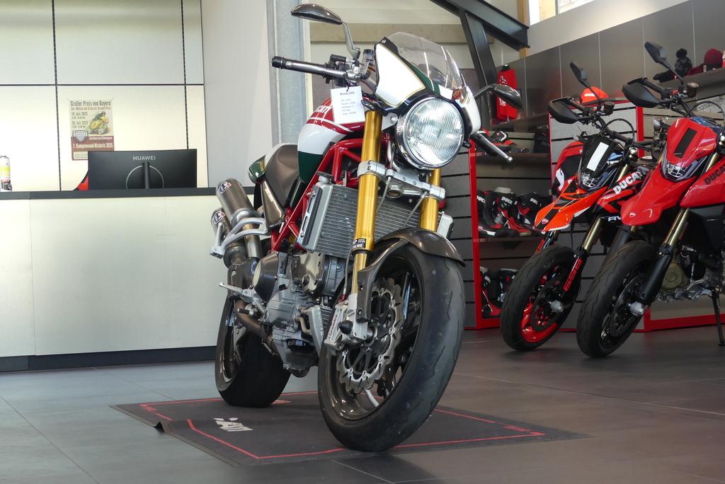 Ducati MONSTER S4RS 