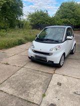 Smart 451 schönes gepflegtes Auto für Anfä... - Smart ForTwo in Magdeburg