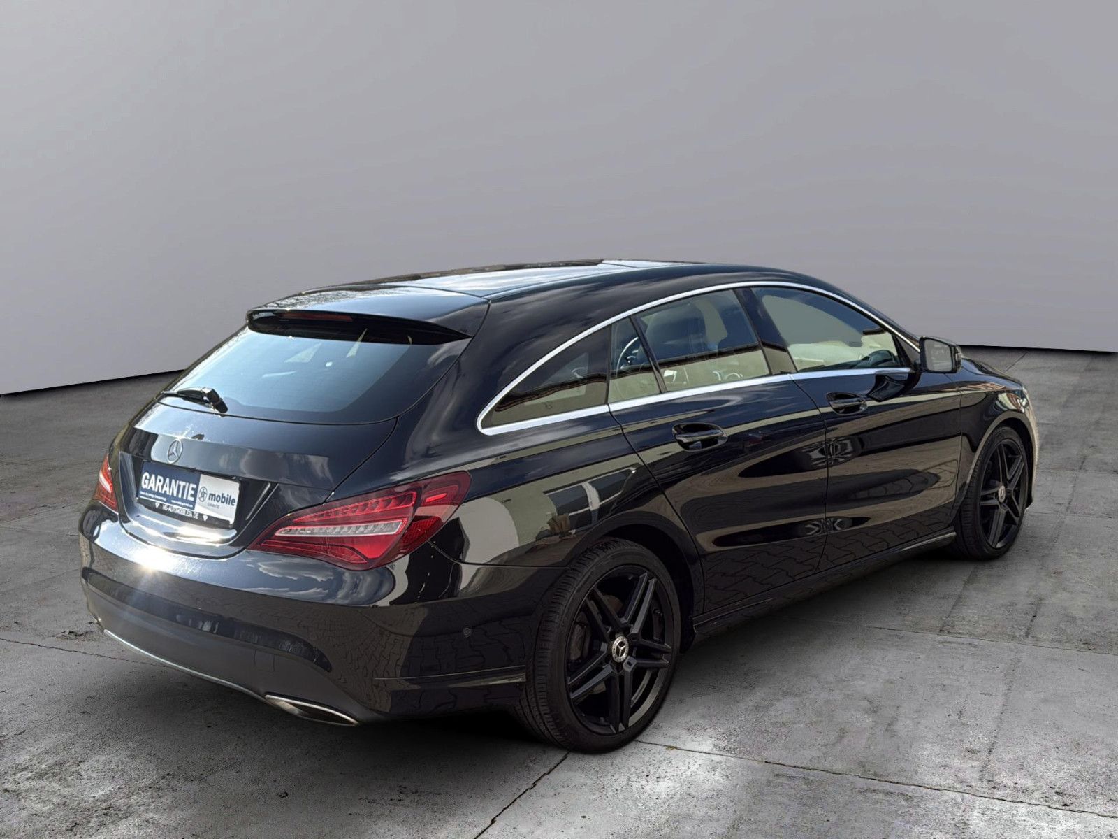 Fahrzeugabbildung Mercedes-Benz CLA Shooting Brake CLA 220 4Matic