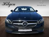 Mercedes-Benz E 200 Avantgarde Pano. 20" Kamera LED Ambiente - Mercedes-Benz mit Benzin-Antrieb: Coupe, Schwarz, Sportfahrwerk