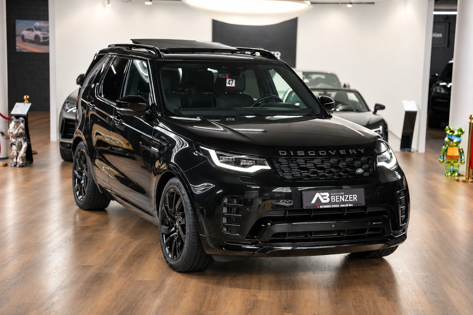 Fahrzeugabbildung Land Rover Discovery R-Dynamic AWD/7-SITZER/360'°Cam/AHK