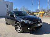 Volkswagen Golf 1.4 TSI /122PS/Automatik/PDC/TÜV bis 2027 - Volkswagen Golf: Tsi 122 Ps