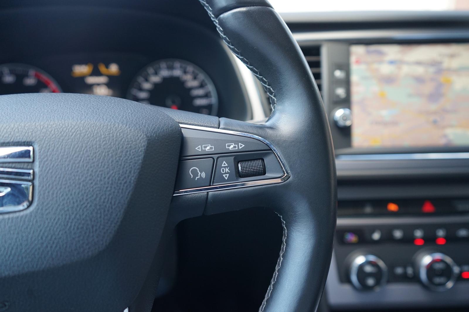 Seat Leon ST 1.4 TSI Xcellence LED Navi Panorama DAB