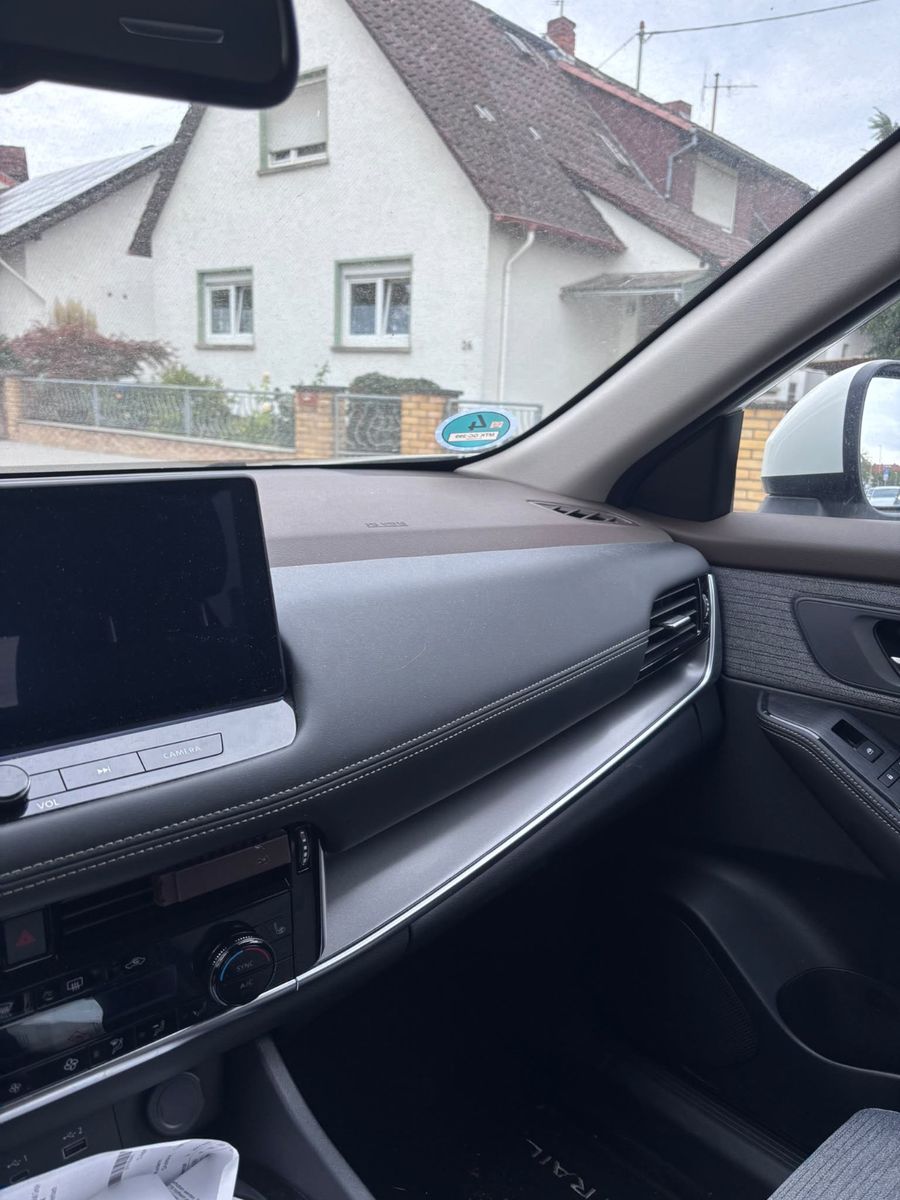 Fahrzeugabbildung Nissan X-Trail N-Connecta MHEV