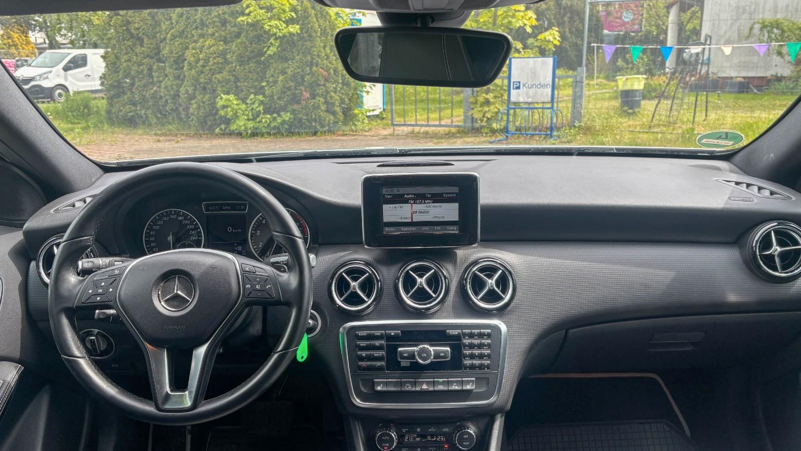 Mercedes-Benz A 250 BE Automatik*PDC*Xenon