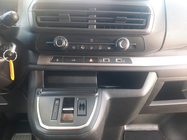 Vivaro Lang (L3). 2.0  Autom.