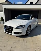 Audi Schöner TT Roadster aus Erstbesitz  - : Cabrio, Schöne