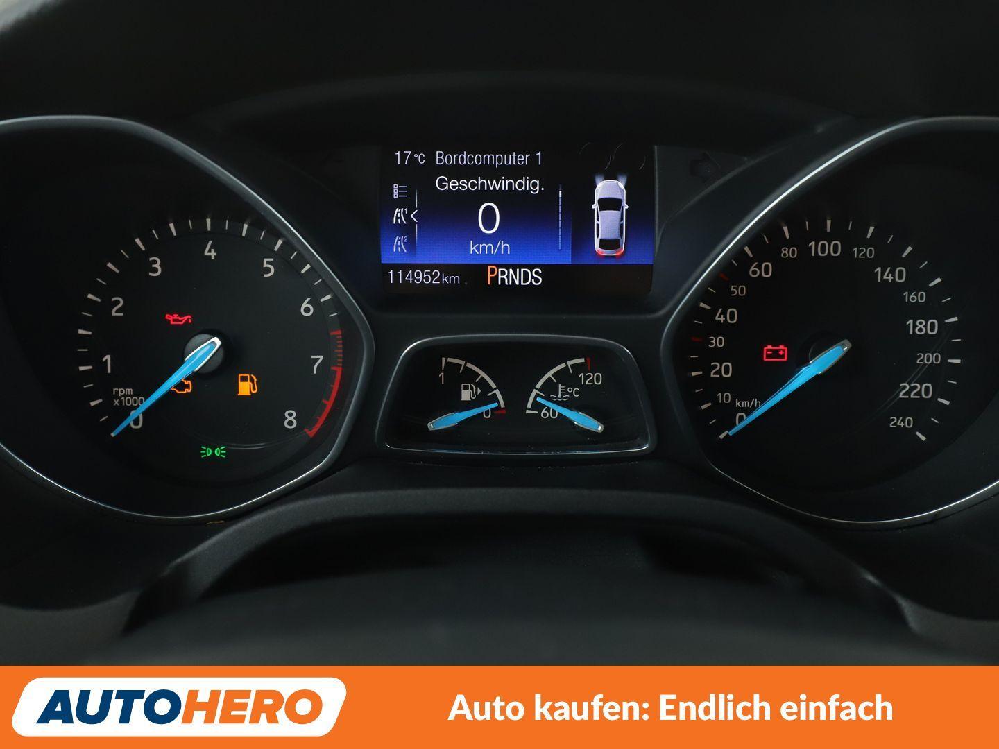 Ford Focus 1.5 EcoBoost Titanium Aut.*TEMPO*PDC*SHZ*
