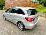 Mercedes-Benz B 250 4MATIC 7G DCT LEDER-NAVI-LED-Klima - Mercedes-Benz B 250