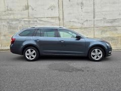 SKODA Octavia Combi Style 2.0TDI 150PS DSG LED ACC