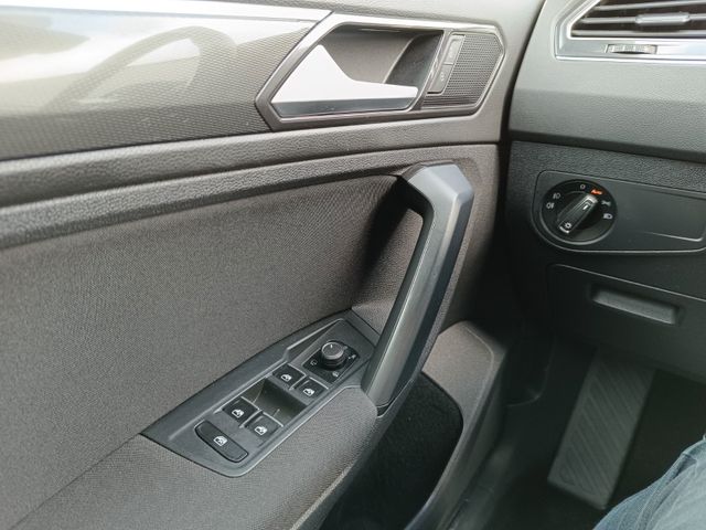 Tiguan 2.0 TDI Comfortline *AHK*LED*SH*3-Zonen*