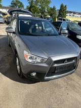 Mitsubishi ASX 1.8 DI-D+ 2WD ClearTec Instyle Instyle - Mitsubishi ASX mit Diesel-Antrieb: Geländewagen, 1.8