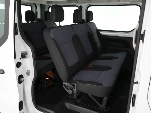 Vivaro B COMBI L1H1 CDTI 9-SITZER+NAVI+SCHIEBETÜ