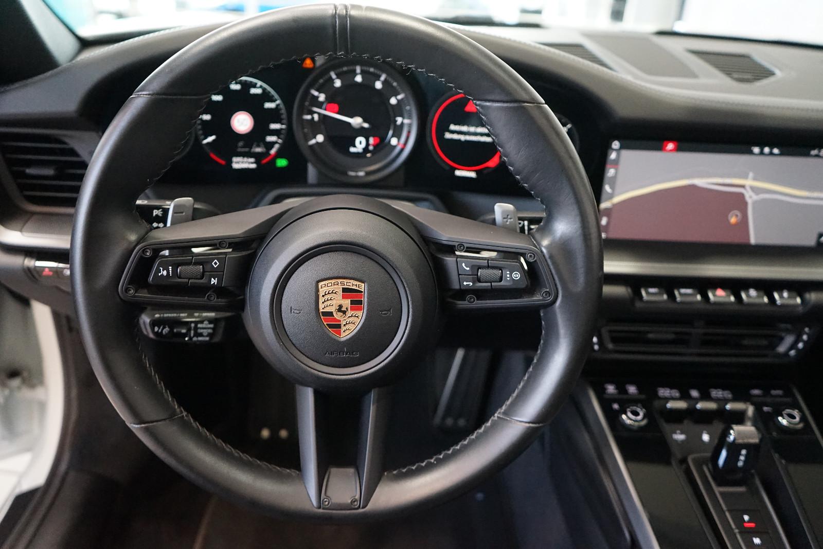 Porsche 911/992 Carrera Cabriolet Approved+Sportabg+BOSE