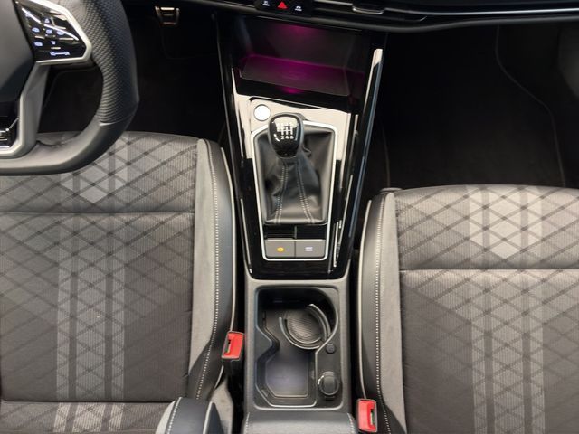 Volkswagen Golf - Bild 16